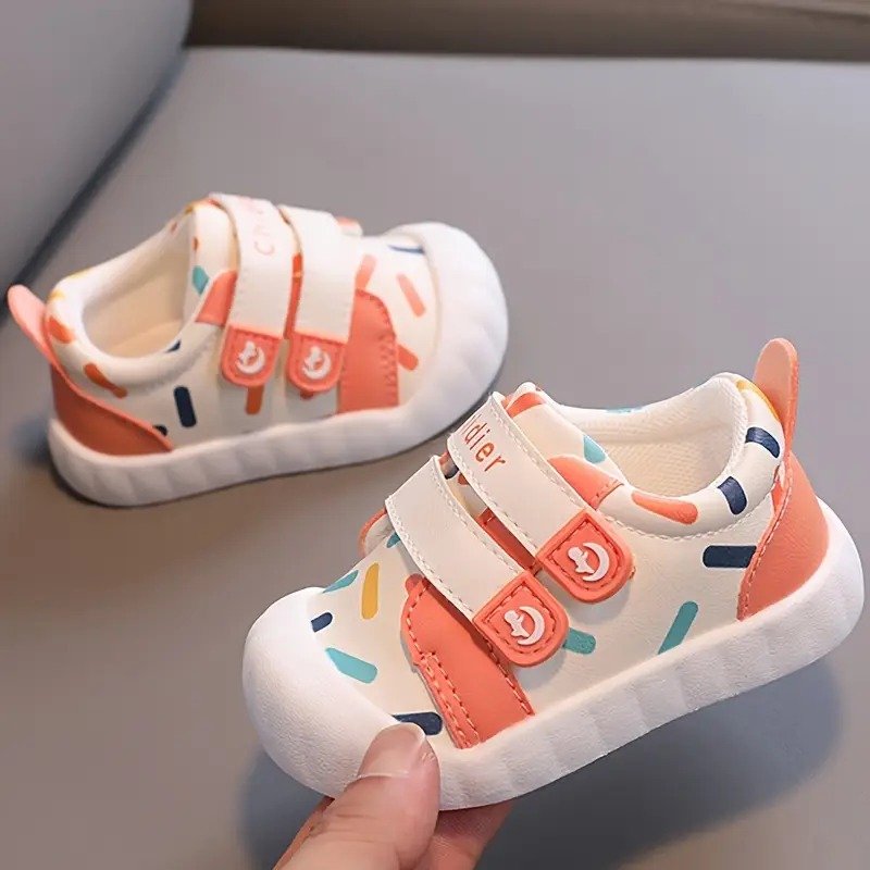 WhatsApp Image 2025-10-30 at 8.32.04 PM (1) كوتشي أطفال سليكون