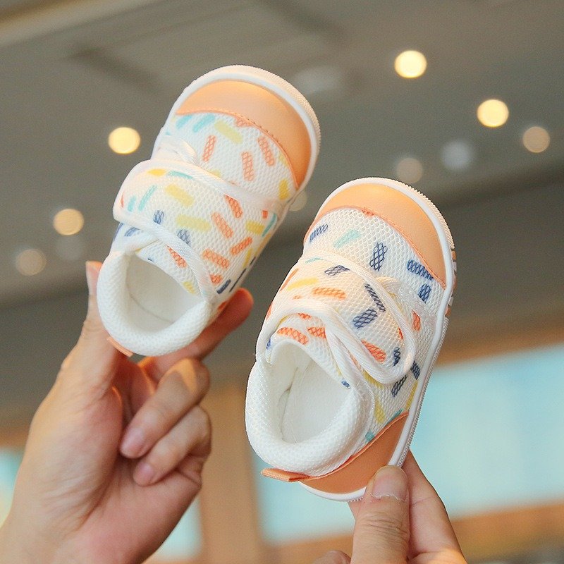 WhatsApp Image 2025-10-30 at 8.56.53 PM (1) كوتشي أطفال سليكون