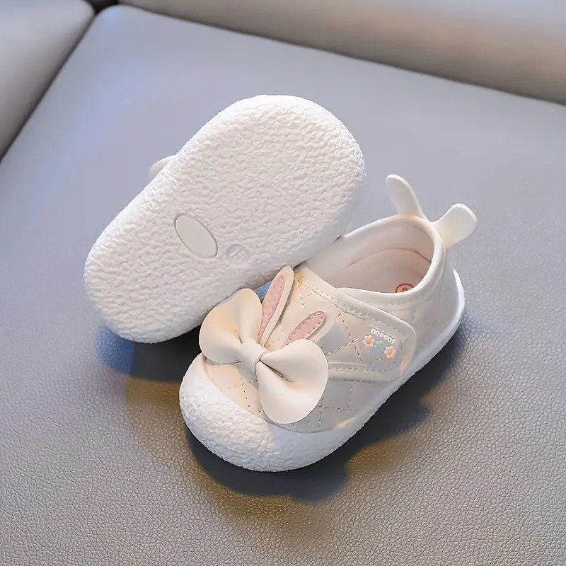 WhatsApp Image 2025-10-30 at 9.47.52 PM (1) كوتشي أطفال سليكون