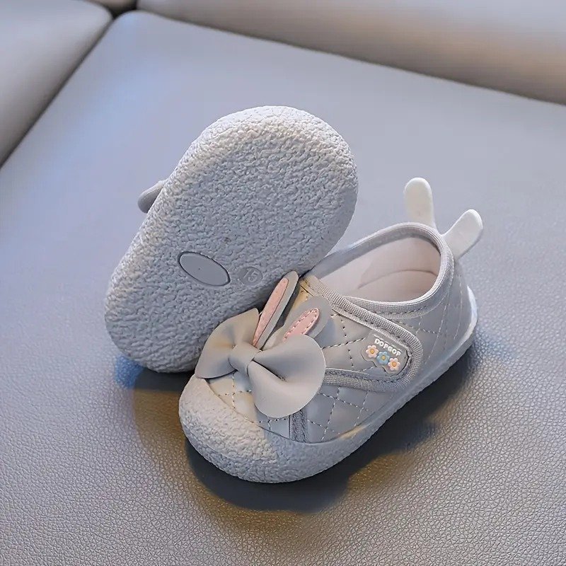 WhatsApp Image 2025-10-30 at 9.47.52 PM (2) كوتشي أطفال سليكون