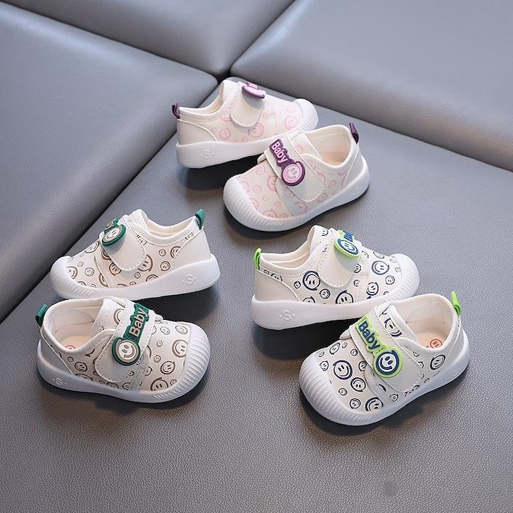 WhatsApp Image 2025-10-31 at 4.44.16 PM (1) كوتشي أطفال سليكون