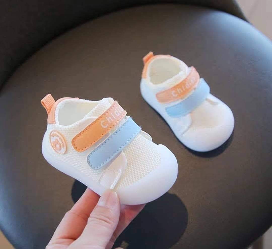 WhatsApp Image 2025-10-31 at 5.40.36 PM (1) كوتشي أطفال سليكون